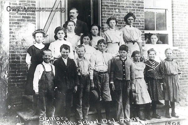 DeLamar School Seniors 1908
